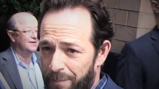Luke Perry e il suo tumore scoperto per caso Luke Perry e il suo tumore scoperto per caso