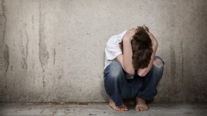 Napoli: tredicenne violentato da 11 ragazzi minorenni Napoli: tredicenne violentato da 11 ragazzi minorenni