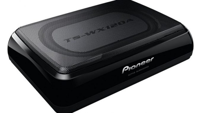Come cambiare il subwoofer auto Come cambiare il subwoofer auto