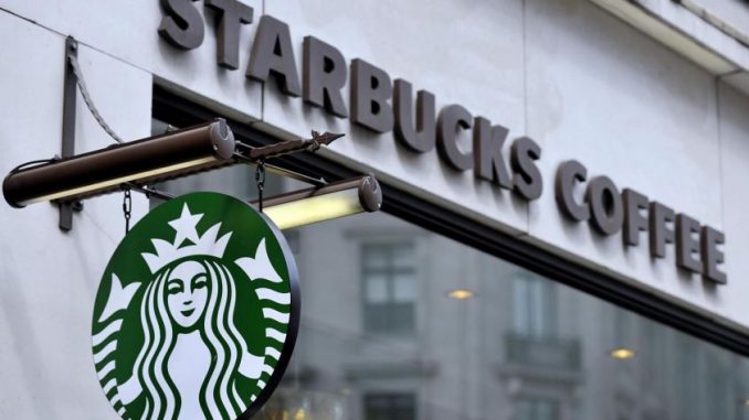 Starbucks Milano: assumeranno migranti e milanesi in difficoltà Starbucks Milano: assumeranno migranti e milanesi in difficoltà
