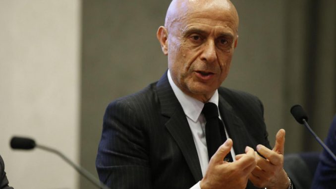 Terrorismo: espulso tunisino dal milanese. 25 gli estremisti allontanati nel 2017 Terrorismo: espulso tunisino dal milanese. 25 gli estremisti allontanati nel 2017