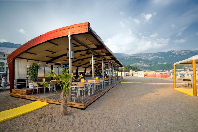 beach_bar_01 ALT