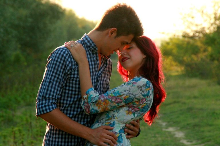bacio-sugli-occhi-significato bacio sugli occhi