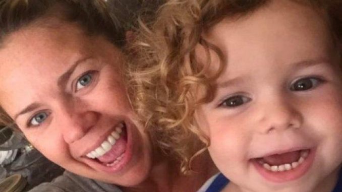 Mamma trova un blocco profumato nel bagno. La storia Mamma trova un blocco profumato nel bagno. La storia