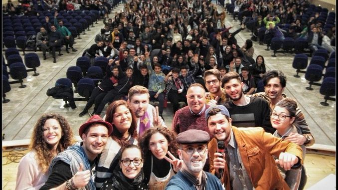Quando amore e passione diventano lavoro: ecco la storia della compagnia teatrale I Cardi