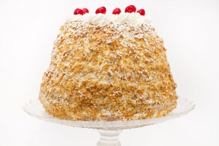 Frankfurter Kranz, dolce tipico tedesco: come si fa Frankfurter Kranz, dolce tipico tedesco: come si fa