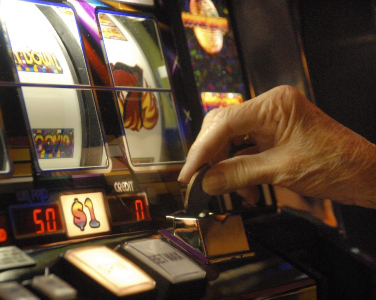 'Ndrangheta, slot machine: arresti e sequestri in tutta Italia