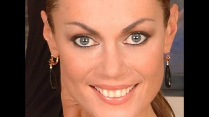 Rai 1: Perchè scegliere donna dell'est Europa. Esplode polemica sui social Rai 1: Perchè scegliere donna dell'est Europa. Esplode polemica sui social
