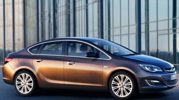 Opel Astra Sedan 2017: dimensioni, consumi, motori, prezzi Opel Astra Sedan 2017: dimensioni, consumi, motori, prezzi