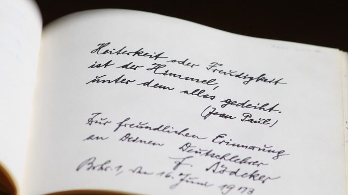 perché-leggere-poesie-d'amore perché leggere