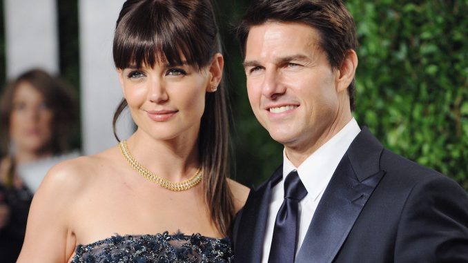 The Arrangement: la nuova serie tv parlerà della storia d'amore tra Tom Cruise e Katie Holmes? The Arrangement: la nuova serie tv parlerà della storia d'amore tra Tom Cruise e Katie Holmes?