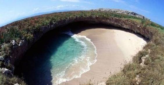 7._Hidden_beach