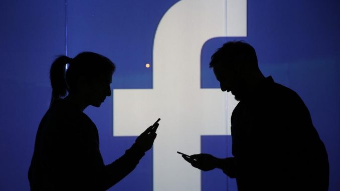 Facebook: fake news usate dagli stati per manipolare la gente Facebook: fake news usate dagli stati per manipolare la gente