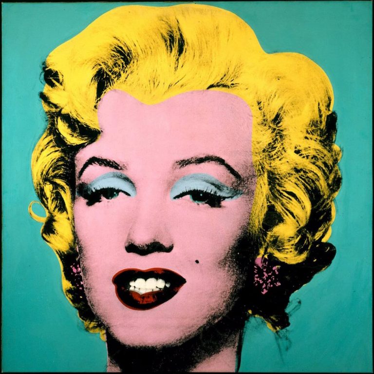 Andy Warhol: 160 opere conservate in uno dei luoghi più remoti dell'Europa dell'Est Andy Warhol: 160 opere conservate in uno dei luoghi più remoti dell'Europa dell'Est