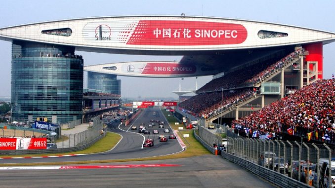 Formula 1: tempo di Gp della Cina. Mercedes favorita, ma la Ferrari fa sperare Formula 1: tempo di Gp della Cina. Mercedes favorita, ma la Ferrari fa sperare