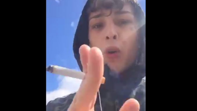 Side della Dark Polo Gang difende Napoli contro il razzismo