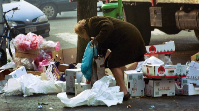 Istat, nel 2015 in italia 4,5 mln di poveri istat