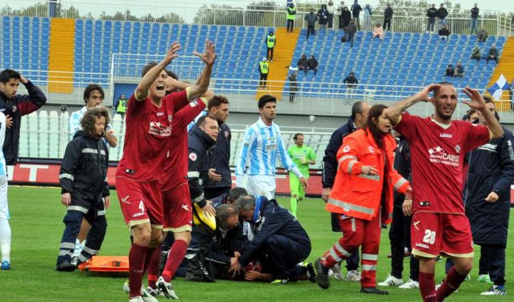 Morosini cinque anni dalla morte del calciatore in campo calciatore