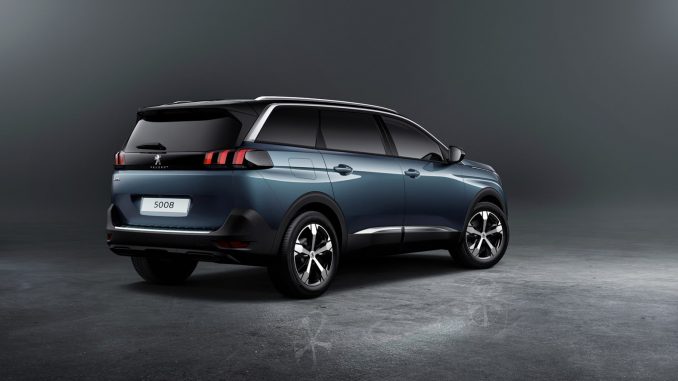 Pegeout 5008: caratteristiche, prezzi, consumi, motori