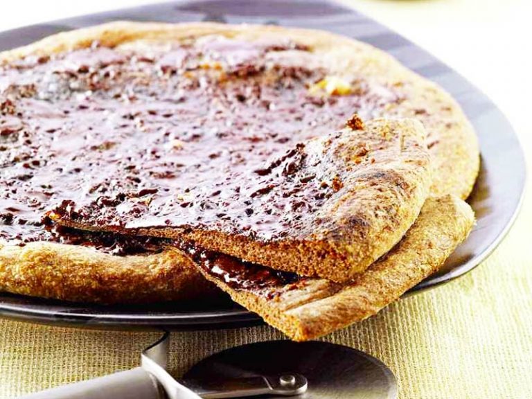 Pizza al cioccolato: la ricetta gustosa pizza