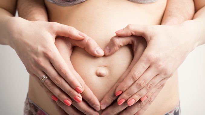 Rimedi omeopatici per il parto Rimedi omeopatici per il parto