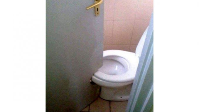 cesso bagni pubblici