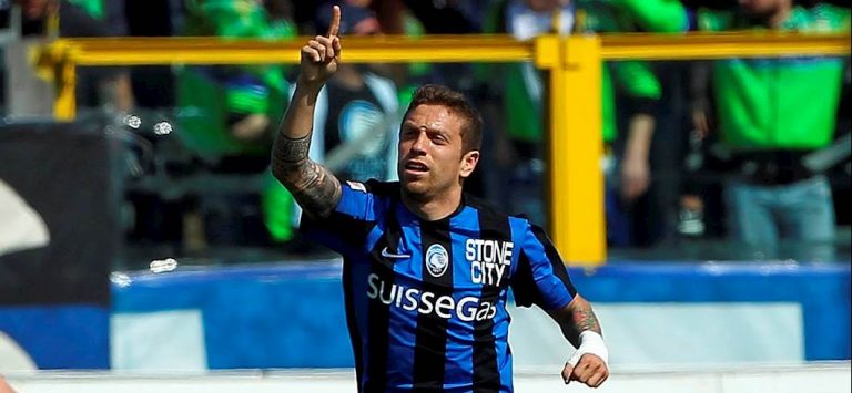 Gol e calciatori: ecco i balletti più famosi di oggi per festeggiare la rete Gol e calciatori: ecco i balletti più famosi di oggi per festeggiare la rete