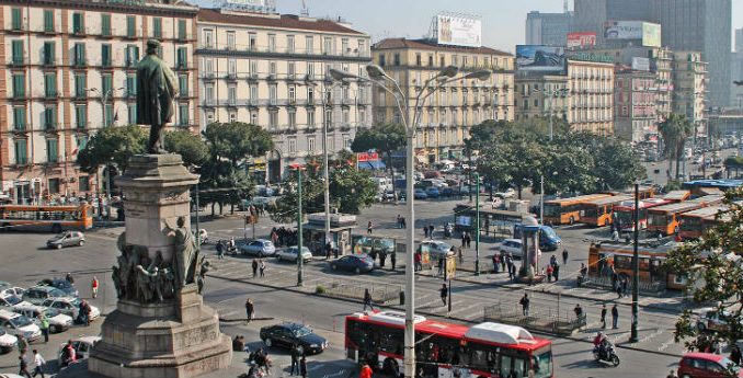 Napoli - Piazza Garibaldi Napoli - Piazza Garibaldi