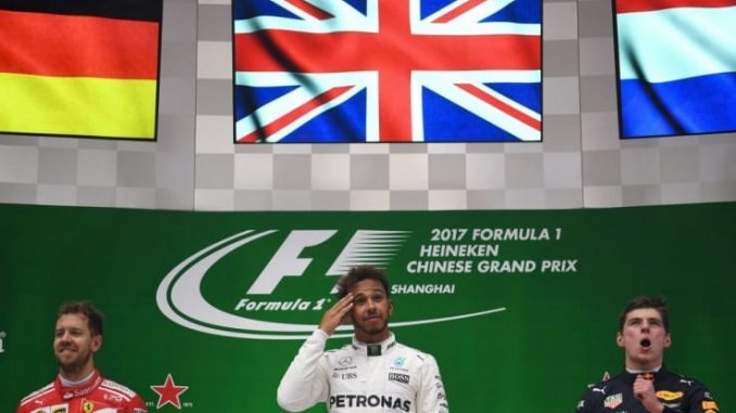 Formula 1, Gp Cina 2017: Hamilton conquista la vetta. Vettel è secondo, terzo Verstappen Formula 1, Gp Cina 2017: Hamilton conquista la vetta. Vettel è secondo, terzo Verstappen
