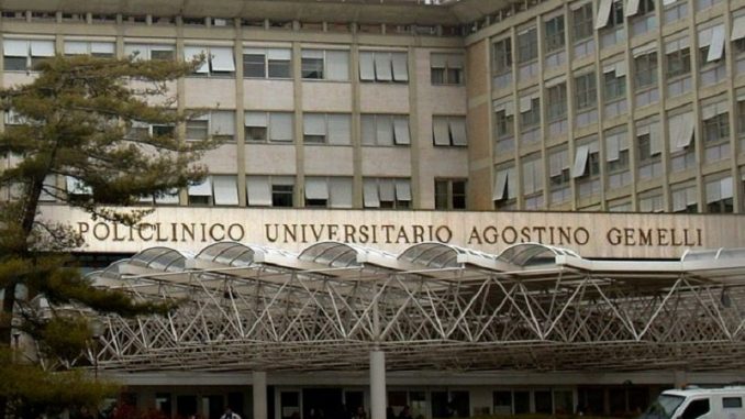 Roma, picchia violentemente la figlia di 4 anni: arrestata madre 21enne madre violenta