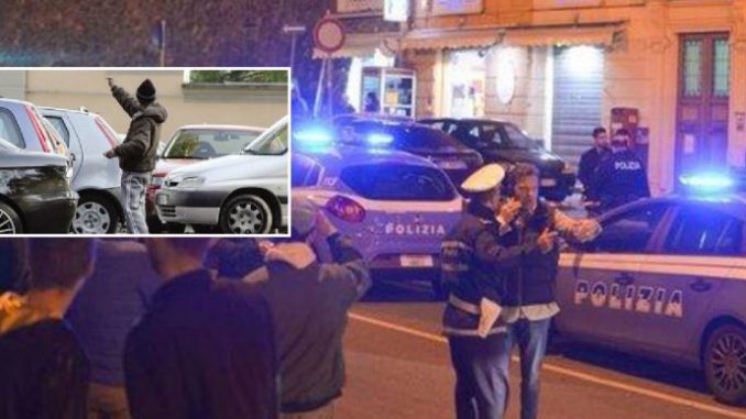 Napoli Napoli contro i parcheggiatori abusivi