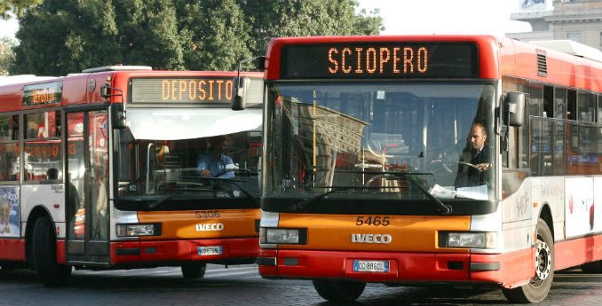Napoli: sciopero 25 Aprile sulla Circum e Cumana, disagi per i passeggeri sciopero