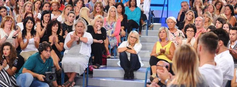 Uomini e Donne, ex tronista finisce in manette: ecco cosa ha detto tronista