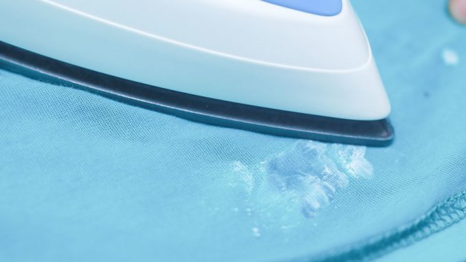 900px-Remove-Wax-from-Clothing-Step-3-Version-3
