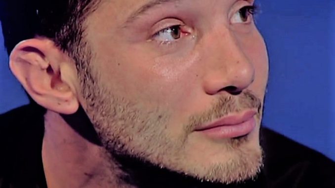 Le parole di De Martino su Santiago Belen si commuove parole