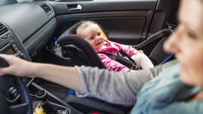 Palermo, la sicurezza dei bambini in auto. Cosa fare sicurezza