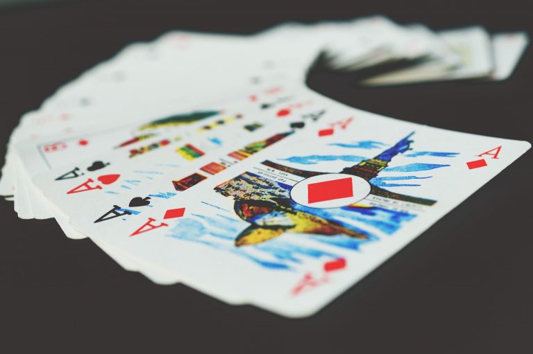 Boom di appassionati di Burraco: il successo dei giochi online Boom di appassionati di Burraco: il successo dei giochi online
