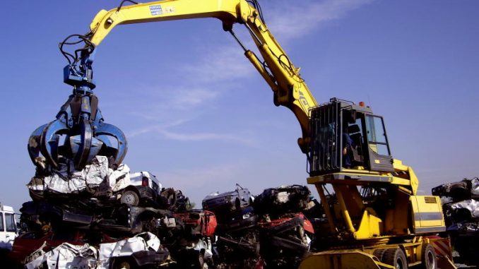 autodemolitore autodemolizione