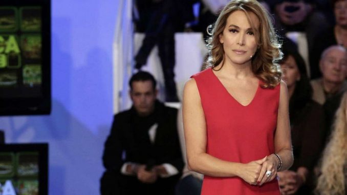 Barbara d'Urso: ancora un attestato di disistima nei confronti di Belen Barbara d'Urso: ancora un attestato di disistima nei confronti di Belen