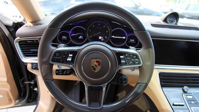 Porsche Panamera: caratteristiche, velocità massima, prezzi Porsche Panamera