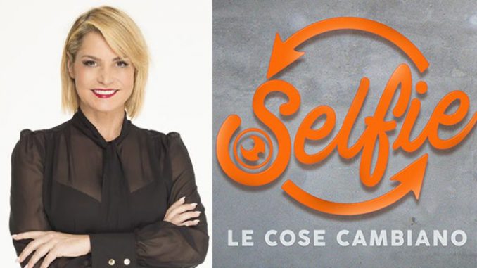 simona-ventura-selfie simona-ventura-selfie
