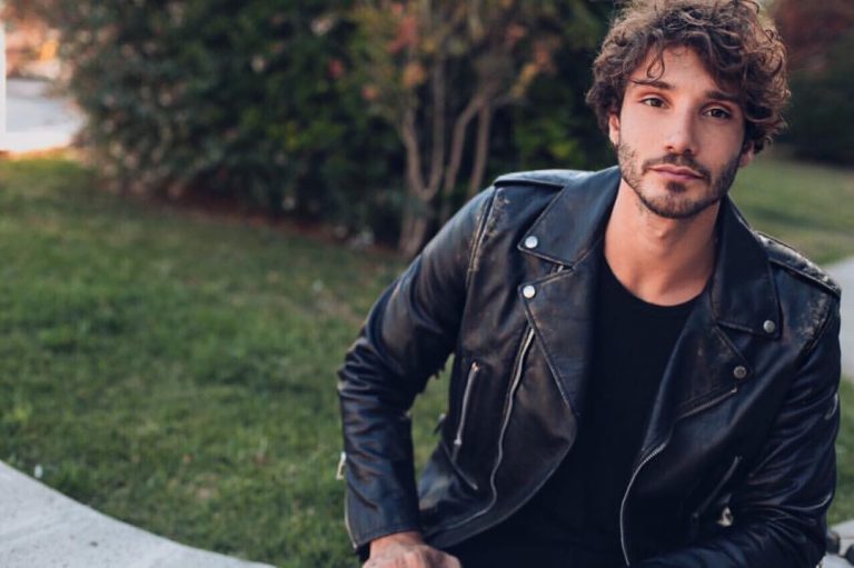 Stefano De Martino, è lotta tra modelle: chi è la sua fidanzata? Stefano De Martino