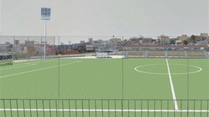 Lampedusa nasce il campo da calcio per l'immigrazione. Posata la prima zolla integrazione
