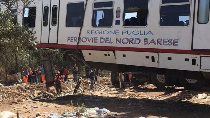Puglia, scontro tra treni: ripresa la circolazione Puglia