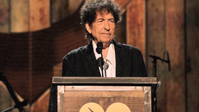 Bob Dylan scandalo: accusato di aver copiato discorso online Bob Dylan scandalo: accusato di aver copiato discorso online