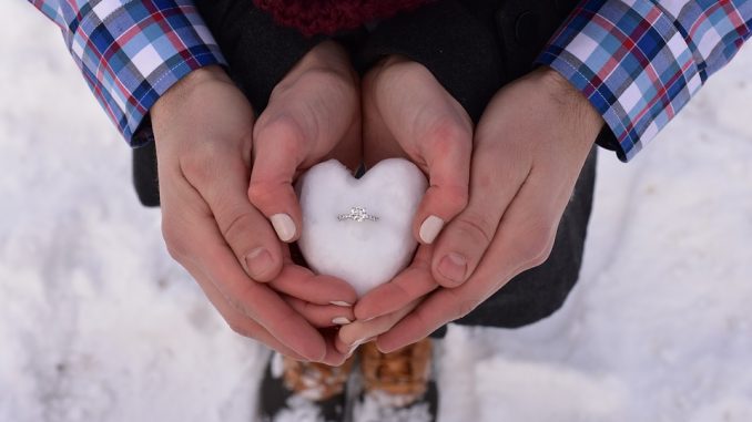love-2086907_960_720