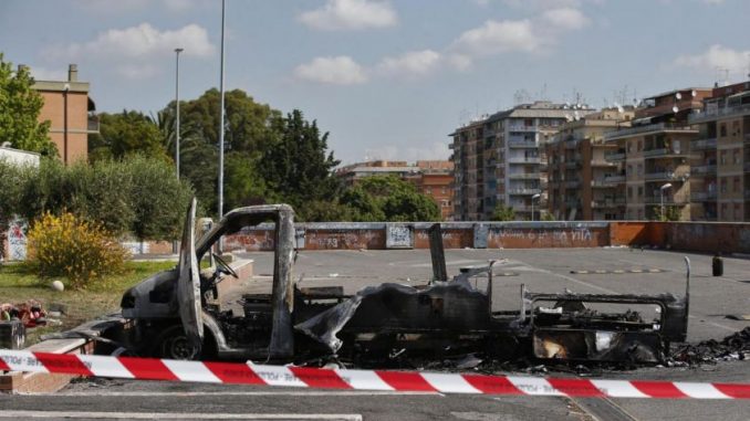 Roma, rogo centocelle: scarcerato l'uomo indiziato dalla procura Rogo centocelle