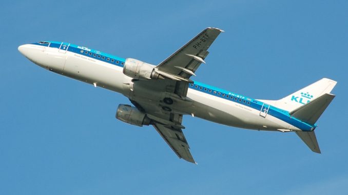 Klm.b737-400.ph-btf.arp