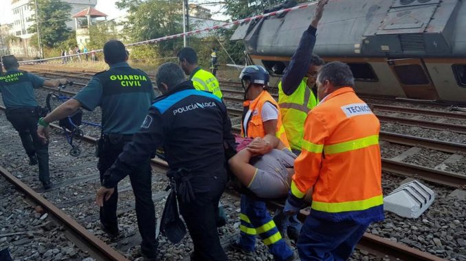 Spagna, incidente treno a Barcellona: 48 feriti, 5 sono gravi Spagna, incidente treno a Barcellona: 48 feriti, 5 sono gravi