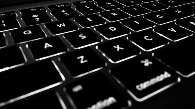 computer-1869236_960_720